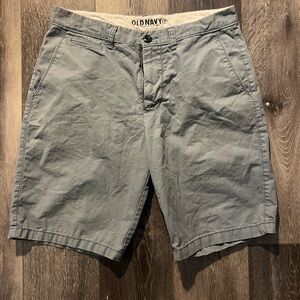 Old Navy Gray Flat Front Shorts Lightweight Cotton